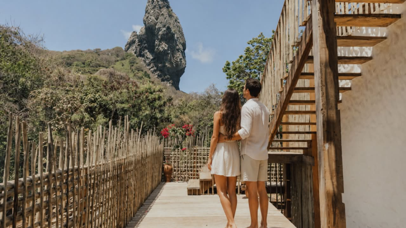 Dia dos Namorados em Fernando de Noronha: Uma Escapada Romântica na Villa Milos